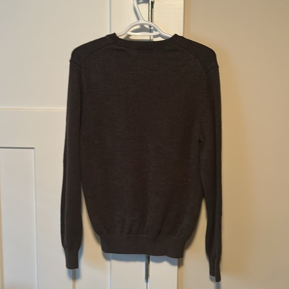 VANHEUSEN SWEATER - Picture 4 of 4